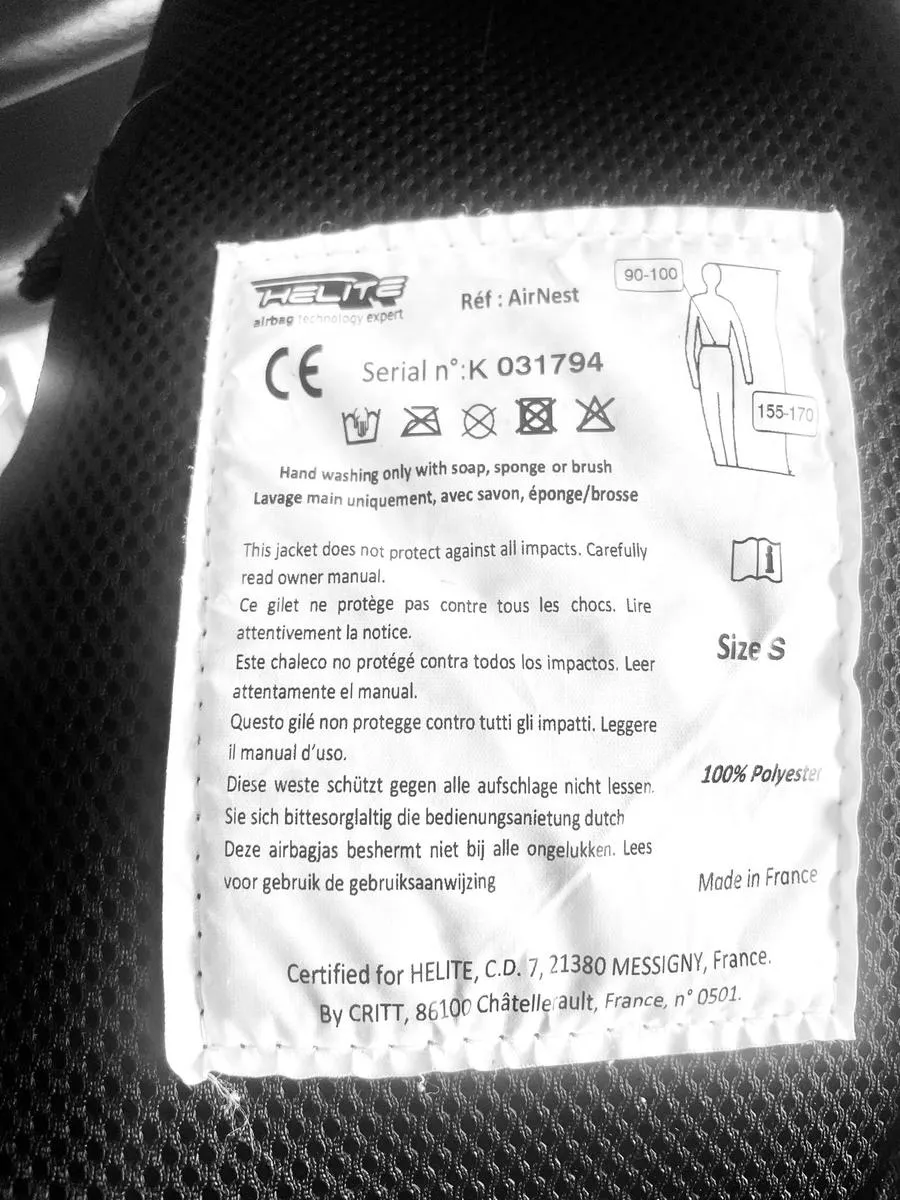 Gilet Airbag Airnest Hélite Noir taille S adulte